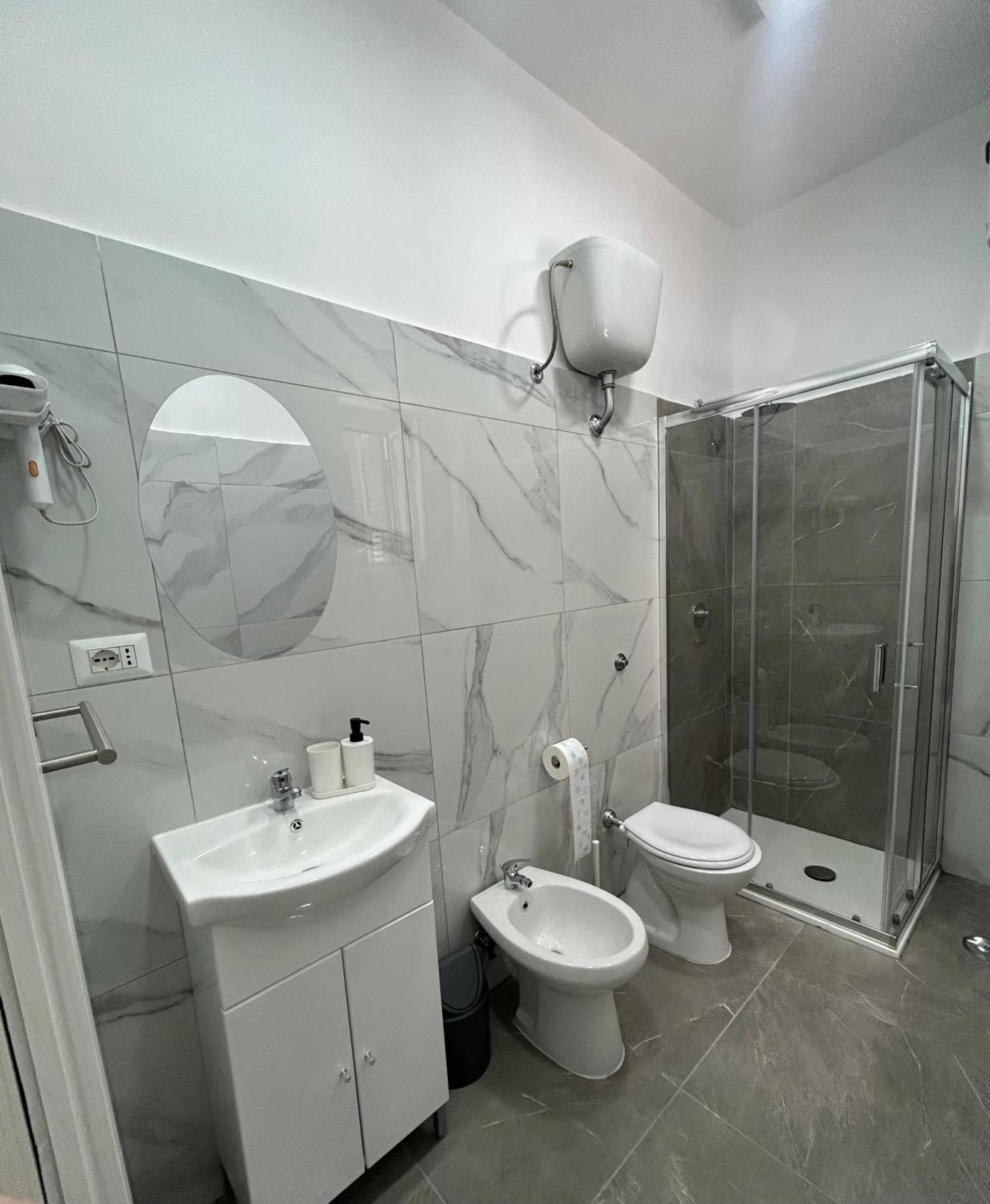 Olivella House * Naples